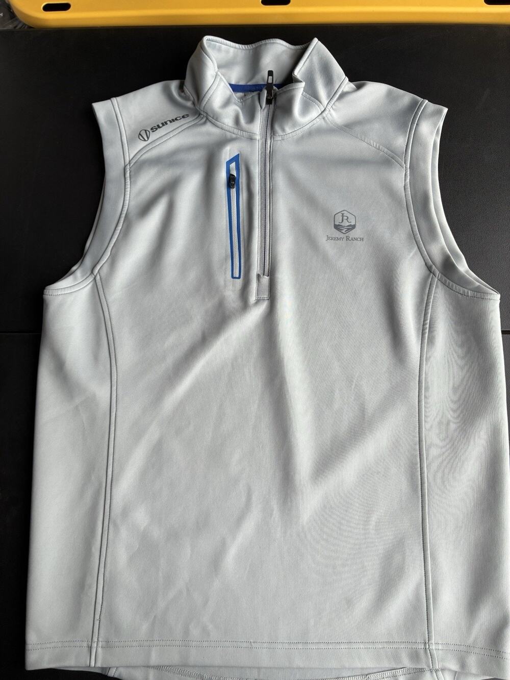 Sunice Golf Vest Men’s Size L Jermey Ranch Country Club Gray 1/4 Zip Utah